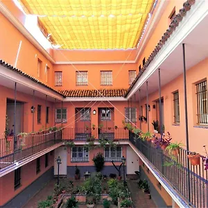 Duplex En Corral De Vecinos San Bernardo Séville