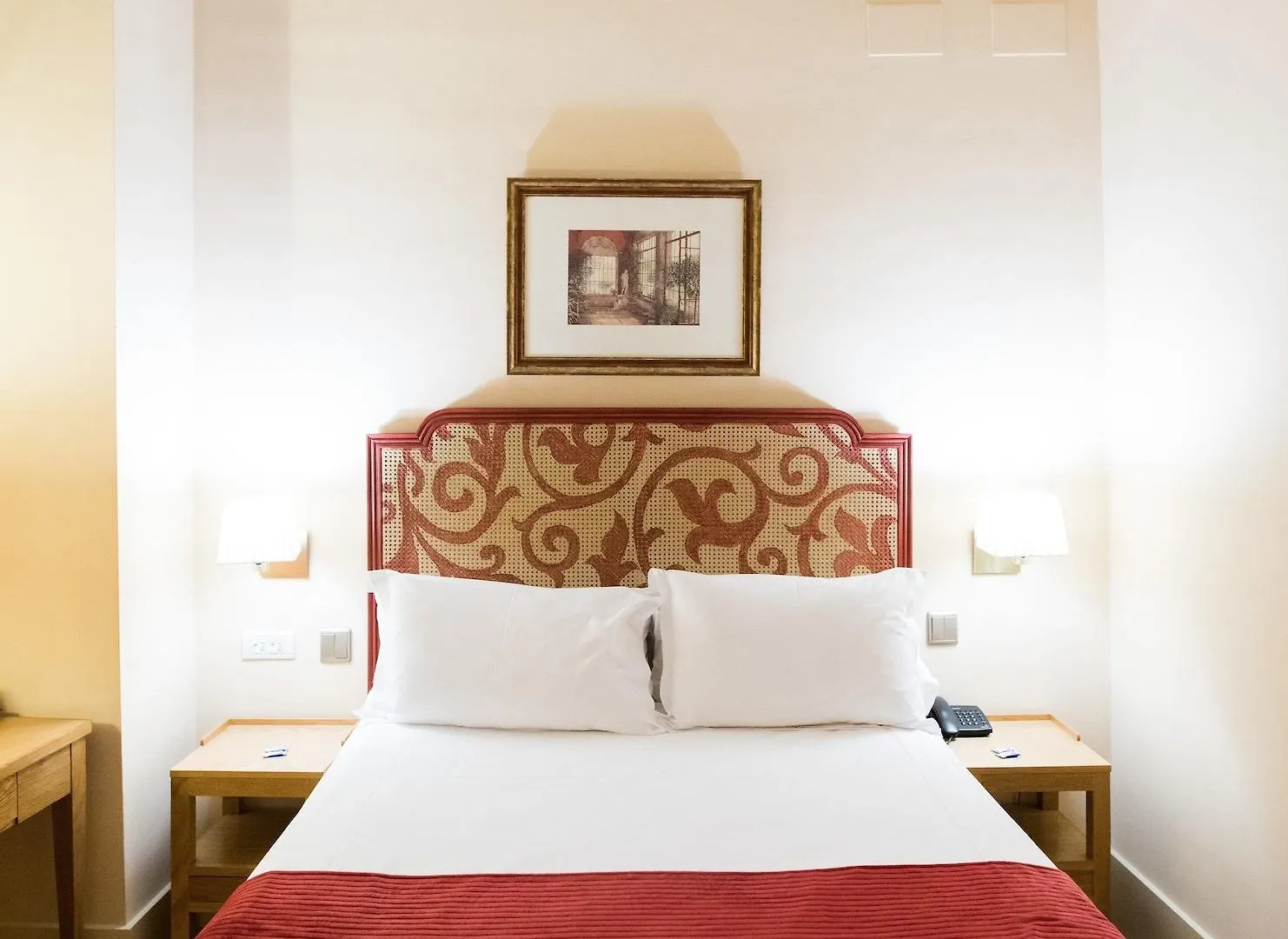 Casa Romana Hotel Boutique Seville 4*,