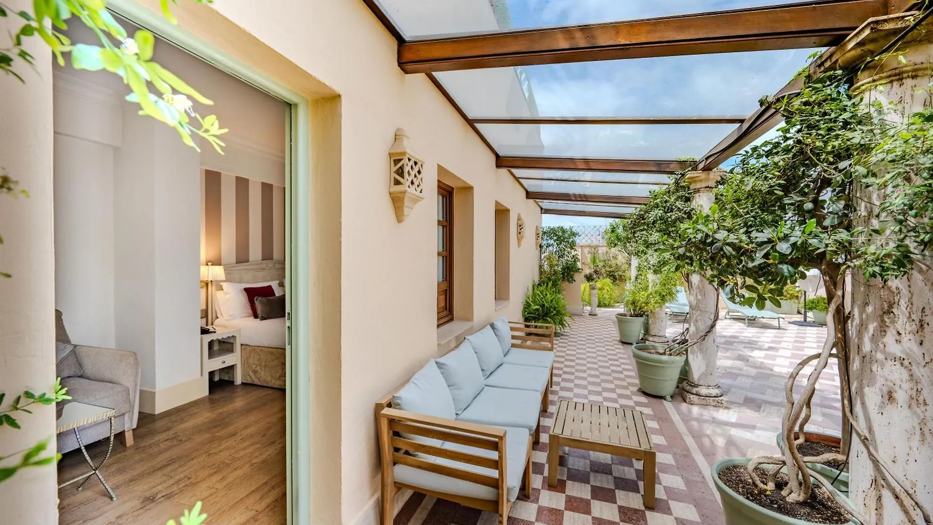 Casa Romana Hotel Boutique Siviglia 4*,